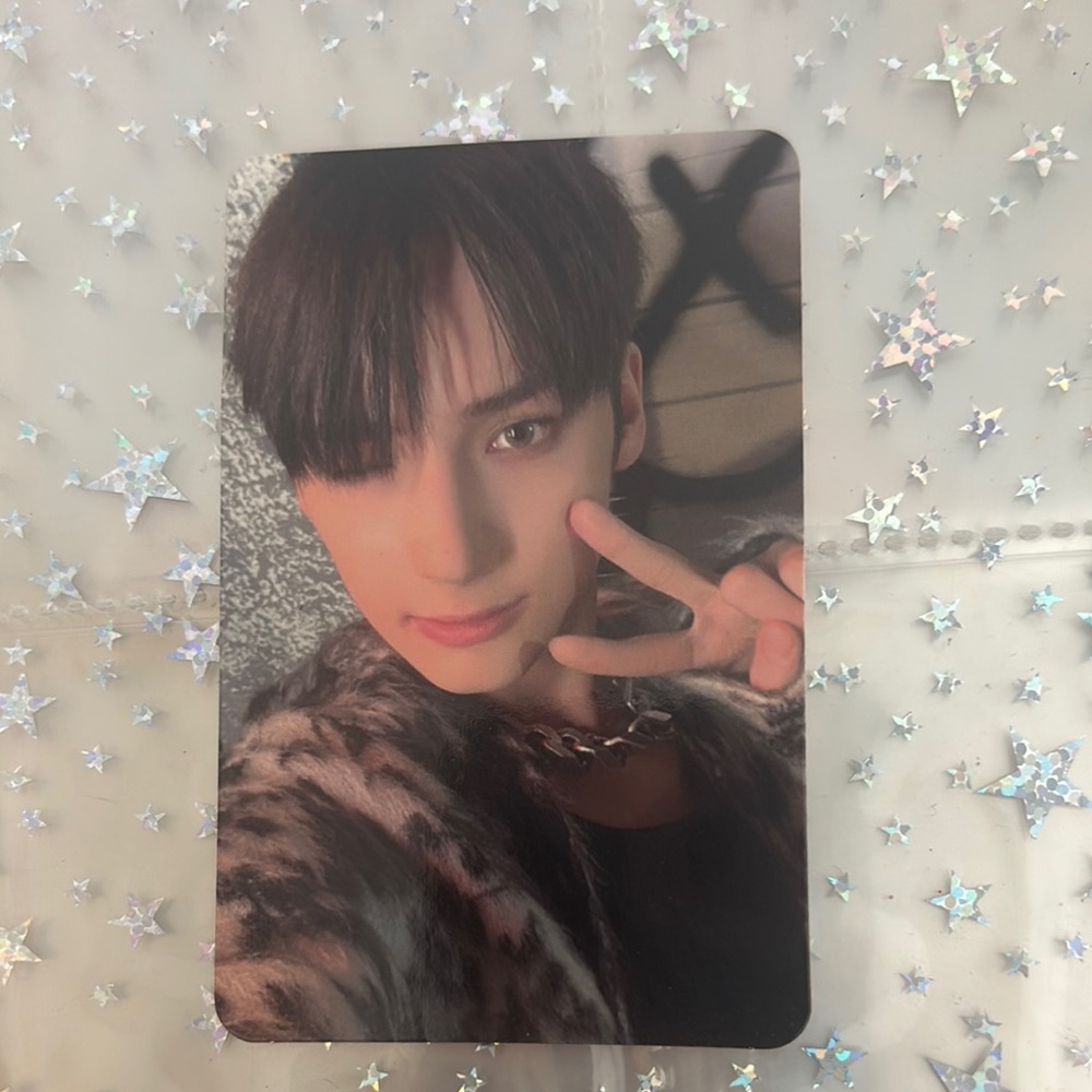 Huening Kai TXT Thrusdays Child Photo Card
